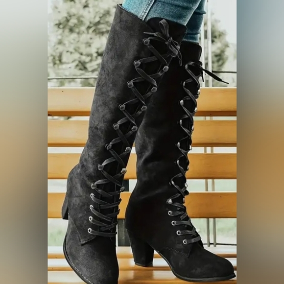 Black Lace-Up Corset Suede Knee-High Boots - Picture 2 of 7